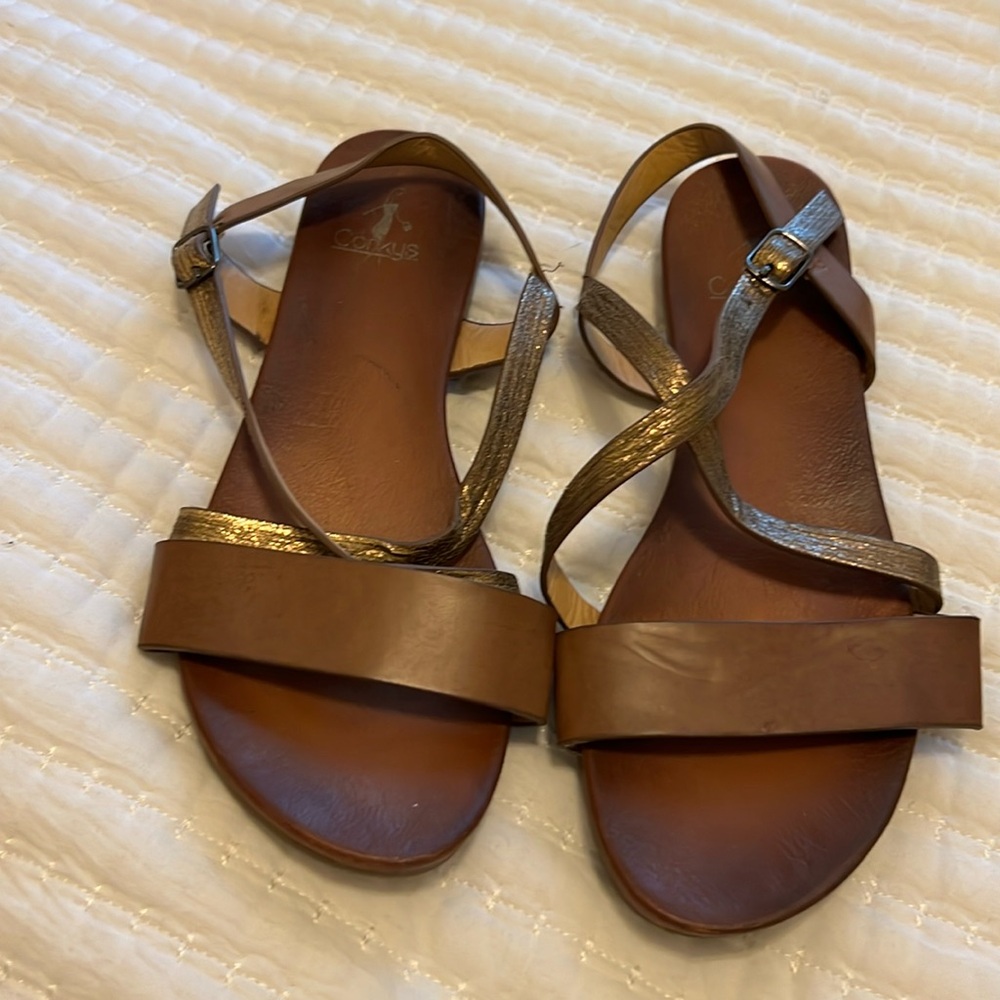Corky’s size 8 sandals